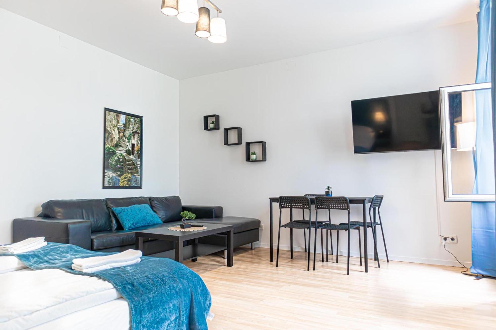 Comfortable Living: 1br W/ Private Garden Vienne