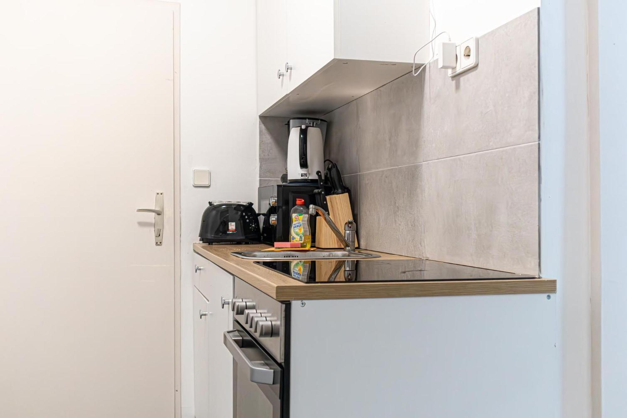 Appartement Comfortable Living: 1br W/ Private Garden